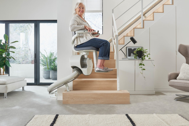 Chaise monte-escalier pour escalier courbe